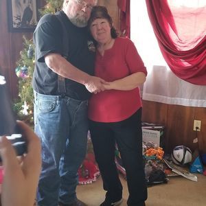 Meet your Posher, Lois